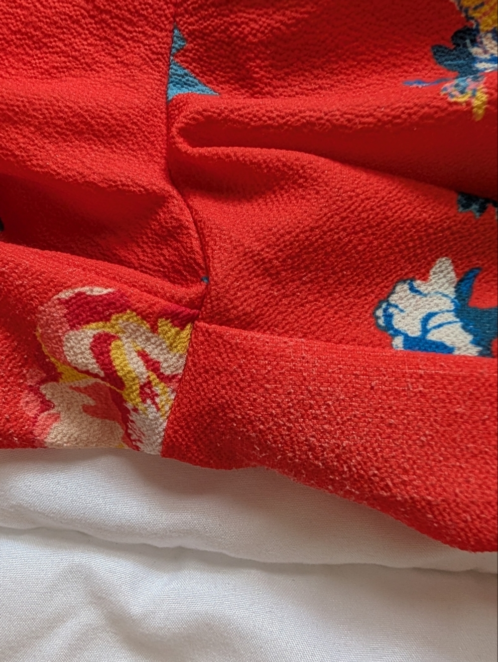 Flying Tomato Floral Red Jumpsuit Size Small Belted Some Flaws - Picture 15 of 16